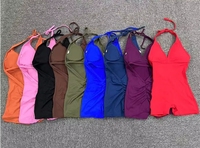 Combinaison une pièce pour femme à col licou et dos ouvert, avec short de yoga froncé aux fesses, pour la gym, le fitness et l'entraînement