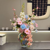 Ensemble de fleurs artificielles au toucher doux, bouquet d'hortensias, de roses et de tulipes avec vase en céramique pour la décoration de la maison, du bureau ou d'un mariage
