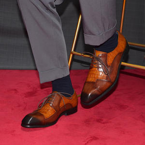 Chaussures Oxford de bureau pour hommes de haute qualité à bout carré avec lacets réglables, légères, antidérapantes, respirantes, en cuir véritable - Product Image 3