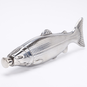 Gourde à liqueur en forme de poisson de 5 oz, en acier inoxydable 304 de qualité alimentaire, bouteille portable pour whisky, avec logo personnalisé pour cadeau de bar - Product Image 2