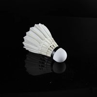 Volants de badminton T-4 haute stabilité - Plumes d'oie de classe B avec base en liège à 2 couches (OEM direct usine)