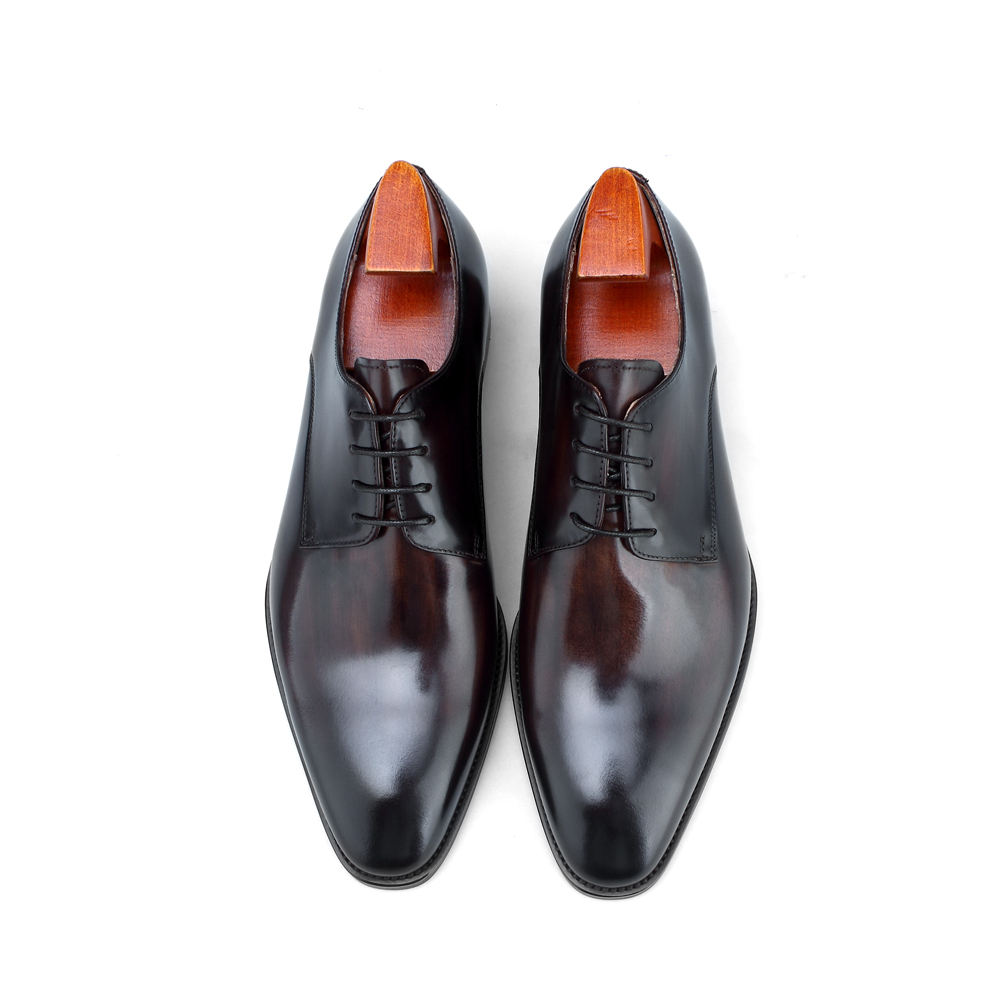 สีน้ำตาล