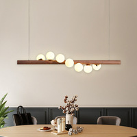 Lustre suspendu moderne nordique en bois et verre laiteux pour la décoration intérieure de la salle à manger