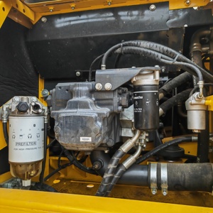 รถขุดมือสอง Komatsu PC200-8 ชั่วโมงการทำงานต่ำ รถขุดขนาดกลางสำหรับงานก่อสร้างเคลื่อนย้ายดิน มีสินค้าในสต็อก - Product Image 3