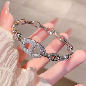 Geometric Pig <b>Nose</b> Bracelet Two-tone Gold <b>Silver</b> Zircon Bezel Setting Women's Jewelry Gift - Product Image 3