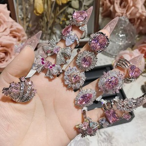 Anillo de Eternidad con Diseño Nuevo, Color Rosa, Acero Inoxidable, Chapado en Oro de 18K, Engaste de Bisel, Estilo Moderno para Boda - Product Image 2