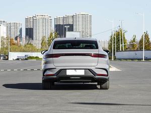La BYD Han è un'auto elettrica con tecnologia all'avanguardia, con un'autonomia di 506 chilometri. IT è un veicolo a nuova energia. - Product Image 6