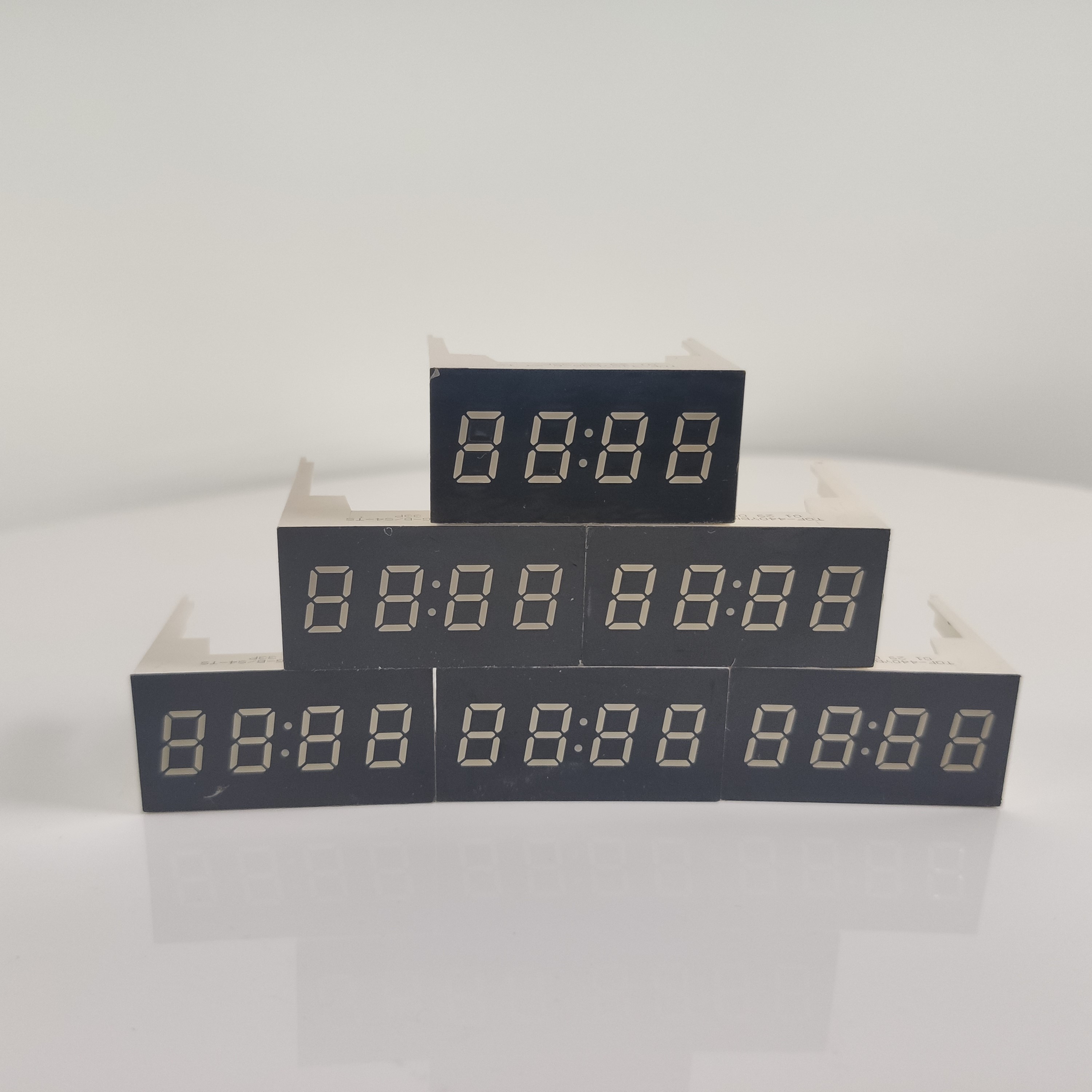 High-quality 0.4-inch green high-brightness common anode high-base four-digit digital tube