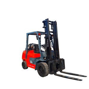 Carretilla Elevadora Diésel FG30 de 3 Toneladas, 99% Nueva, Usada, con Neumáticos Sólidos y Mástil de Dos Etapas, Alta Calidad, Bajo Precio, en Venta - Product Image 1