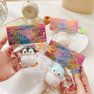 Jouets anti-stress à presser ultra doux pour enfants et adultes, jouets sensoriels pingouin kawaii pour soulager l'anxiété - Product Image 1
