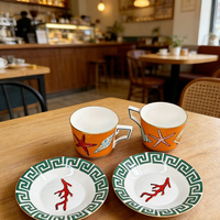 Ensemble de 2 tasses et 2 assiettes en porcelaine fine, résistant à la chaleur, avec illustration personnalisée créative, design moderne et luxueux, compatible lave-vaisselle et micro-ondes