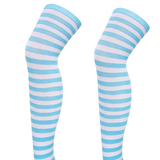 Chaussettes individuelles à rayures bleues et blanches