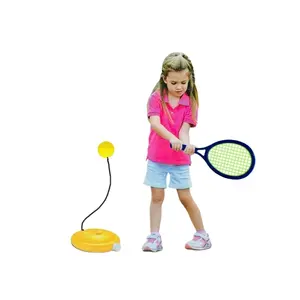 เด็กมายากลยิงอุปกรณ์เทนนิสเกมกีฬาของเล่นของเทนนิสคริกเก็ตค้างคาว