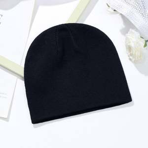 Gorro Reversible de Alta Calidad 100% Acrílico para Mujer, con Tela Común para Deportes de Invierno y Uso en Invierno - Product Image 6