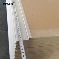 Plafond de panneaux de gypse pour cloisons sèches 4x8/1/2 résistant au feu Yeso Carton 10 Mm murs secs pour le mur