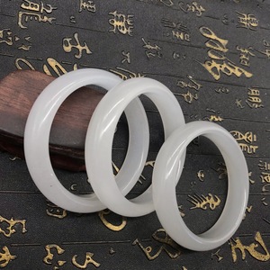 HZ0095 Gelang Giok Putih Transparan Alami Grosir, Gelang Giok Gaya Tinta Abu-abu & Batu Akik Lumut Hijau untuk Wanita - Product Image 5