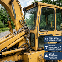 Chargeuse-pelleteuse JCB-3CX d'occasion à double fonction, 7,8 tonnes, paire de godets de 0,84 m³, chargement frontal et creusement arrière pour diverses tâches de construction