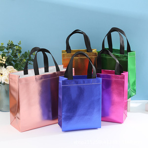 Sacs fourre-tout non tissés imprimés au laser, fabriqués en Chine, en stock, avec revêtement en aluminium et impression de logo disponible ; options multi-tailles pour le shopping - Product Image 3