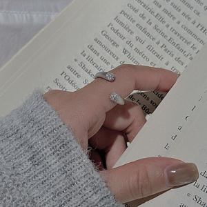 Anillo de Plata de Ley 925 de Lujo con Textura Cepillada Simple, Incrustaciones de Circonita, Diseño Retro Personalizado, Talla Única, Joyería de Plata al por Mayor - Product Image 3