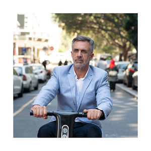 Трехколесный складной электрический скутер из алюминиевого сплава с бесщеточным двигателем, грузоподъемность 120 кг, для взрослых и людей с ограниченными возможностями - Product Image 4