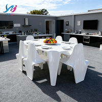 Ensemble de table et chaises de salle à manger 6 pièces en fibre de verre blanche, convertible, durable, avec dossier croisé, style moderne et luxueux, pour maison, hôtel, villa