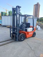Chariot élévateur K25 Heli, mât à 2 sections, hauteur de levage 4,5 mètres, avec déplacement latéral, en bon état