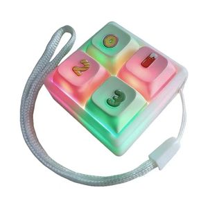 漫画風キュートスタイル昇華型ミニキーキャップキーホルダー アニメスピナーおもちゃキーホルダー 環境に優しい販促ギフト - Product Image 2