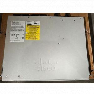 Commutateur réseau Cisco C9300X-24HX-E Catalyst 9300X 24 ports 2.5G PoE avec routage sécurisé et liaison montante 10GbE, géré et empilable - Product Image 1