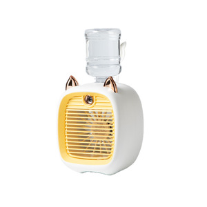 Ventilateur de bureau Little Fox pour l'été, humidificateur et pulvérisateur d'eau rechargeable, avec autocollant Nezha – Vente en gros d'appareils électroménagers d'été de haute qualité - Product Image 3