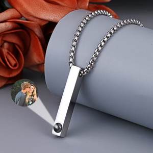 Gioielli regalo di compleanno <span class=keywords><strong>collana</strong></span> da uomo in acciaio inossidabile <span class=keywords><strong>con</strong></span> foto personalizzate 100 le lingue <span class=keywords><strong>collana</strong></span> a barra verticale - Product Image 4