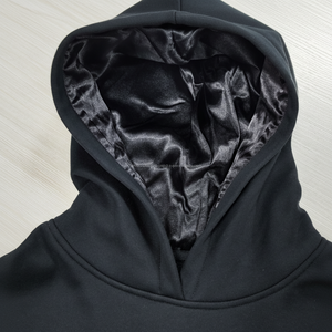 Sweat à capuche doublé en satin brodé personnalisé Doublures intérieures en soie teintées unies Sweat à capuche vierge d'hiver - Product Image 1