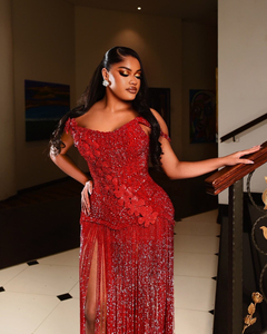 <span class=keywords><strong>Abiti</strong></span> da sera in raso rosso Aso Ebi personalizzati, <span class=keywords><strong>abiti</strong></span> da ballo africani <span class=keywords><strong>lunghi</strong></span> con nappe e perline sulle spalle, <span class=keywords><strong>abiti</strong></span> da sposa a sirena - Product Image 1