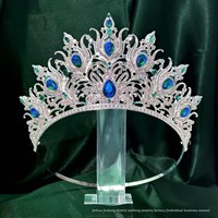 Couronne de paon entièrement sertie de diamants bleus et verts, de fabrication artisanale, style Europe-Amérique, en zinc, pour mariée