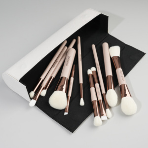 Nouvel arrivage de pinceaux de maquillage professionnels végan personnalisés <span class=keywords><strong>11</strong></span> pièces/5 pièces avec logo personnalisé ensemble de pinceaux poudre correcteur sourcils de luxe maquillage - Product Image 1