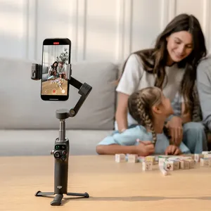 JHDDJI <span class=keywords><strong>Osmo</strong></span> <span class=keywords><strong>Mobile</strong></span> 8 <span class=keywords><strong>3</strong></span>- Stabilisateur portable NFC avec rotation horizontale illimitée à 360° et suivi intelligent des personnes - Product Image 2