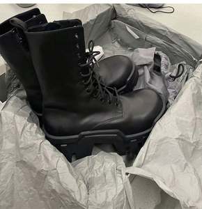 Botas Cortas de Moda Invierno 2026, Botas Cortas de Piel Auténtica con Cordones, Punta Redonda, Suela Gruesa, Aumento de Altura, Estilo Motero - Product Image 2