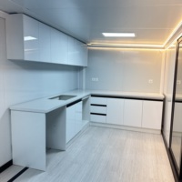 Kit de conception extérieure pour maison conteneur préfabriquée en structure d'acier extensible, style ferme, avec salon et chambre, fabriqué en Chine