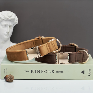 Venta al por mayor de lujo de alta calidad de terciopelo suave <span class=keywords><strong>collar</strong></span> de perro mascota y correa de plomo conjunto con hebilla de metal - Product Image 4