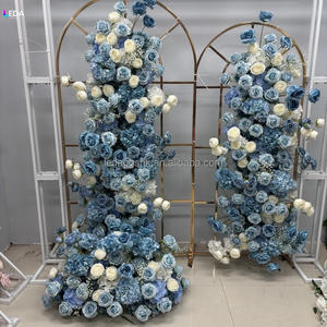 Camino de Mesa LEDA Personalizado Hecho a Mano con Flores Azules y Blancas, Fondo Suave para Eventos, Fiestas, Decoración de San Valentín, Hecho con Flores Artificiales - Product Image 1