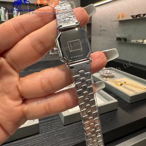 Reloj de Pulsera de Acero Inoxidable de Lujo para Mujer, Caja Cuadrada con Esfera de Índices Romanos, Movimiento de Cuarzo, Estilo Clásico y Elegante - Product Image 3