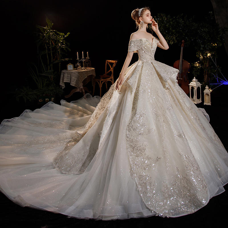 Train de couleur champagne (livré avec voile uni 4m + sacoche)