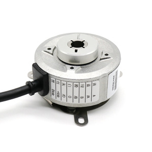 Encodeur rotatif incrémental Lika C50-H-1024ZCU48L7 avec câbles à centre ouvert pour machines-outils - Product Image 1