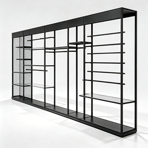 Système d'affichage robuste en métal noir avec étagères pour <span class=keywords><strong>casques</strong></span>, supports de suspension pour équipements et boîtes de rangement pour magasin de motos - Product Image 1