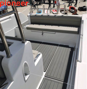 Yate Deportivo de 10.5m/34 Pies de Fábrica China, Lancha Motora de 9 Personas con Motor, Casco de Fibra de Vidrio, Consola Central, Pesca, Alta Calidad - Product Image 3