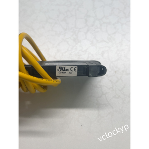 Sensor de Fibra Óptica Banner Engineering D10DNFPQ, 12-24VDC, Salidas 2NPN, M8 de 6 Pines Usado - Product Image 1