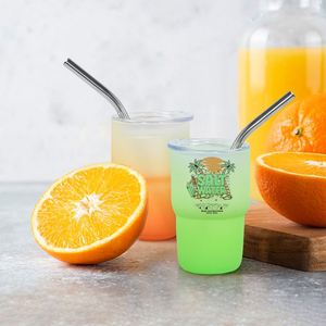 Mini-gobelet en verre dégradé de 3 oz, corps givré transparent avec couvercle et paille – Tasse à vin simple et élégante pour cadeau quotidien, bar ou fête - Product Image 2