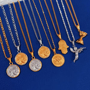 Collier à main Hasma sans ternissement bijoux plaqués or personnalisés vente en gros en acier inoxydable Cupidon ange boussole pendentif collier Zeus - Product Image 1