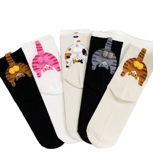 Calcetines de media pantorrilla con diseño de gato de dibujos animados para mujer, transpirables, de punto jacquard, para todas las estaciones, estilo holgado, calcetines de moda - Product Image 3