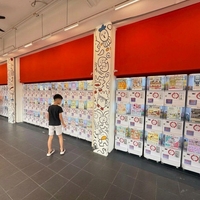 Distributeur de jouets en capsules à double étage, à monnayeur, commercial, avec roues mobiles, vente en gros d'usine