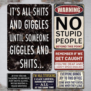 Plaque métallique d'atelier sarcastique : Aucun passage autorisé après ce point – Crottes et rires – Panneau d'avertissement - Product Image 1